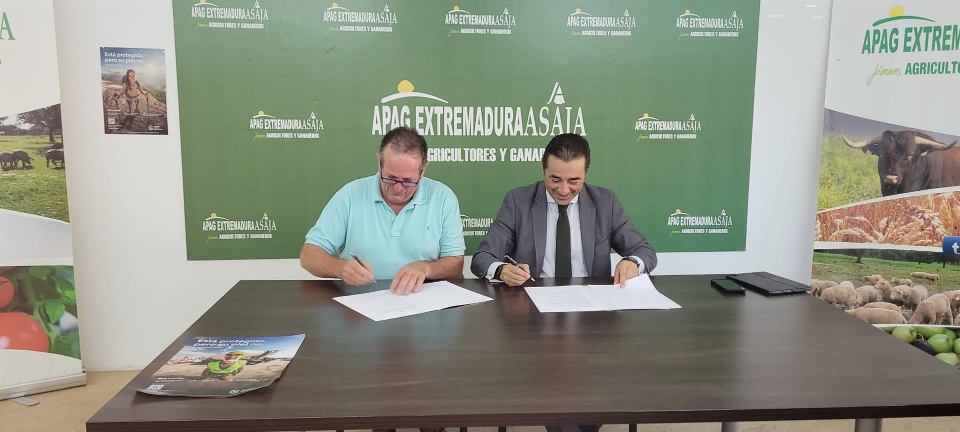 APAG Extremadura Asaja y Asociación contra el Cáncer se alían para acercar la prevención al sector agrario APAG Extremadura Asaja y Asociación contra el Cáncer se alían para acercar la prevención al sector agrario