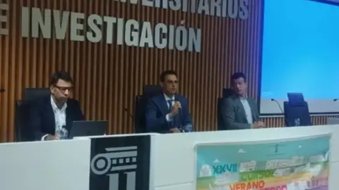 La UEx reúne en Cáceres a expertos internacionales para abordar el futuro de la IA aplicada a la ingeniería del software La UEx reúne en Cáceres a expertos internacionales para abordar el futuro de la IA aplicada a la ingeniería del software
