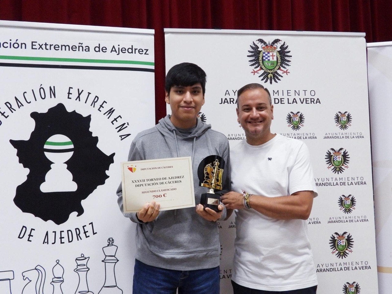 El Gran Maestro gallego David Lariño se alza con la victoria en el XXXVII Torneo de Ajedrez “Diputación de Cáceres” El Gran Maestro gallego David Lariño se alza con la victoria en el XXXVII Torneo de Ajedrez “Diputación de Cáceres”