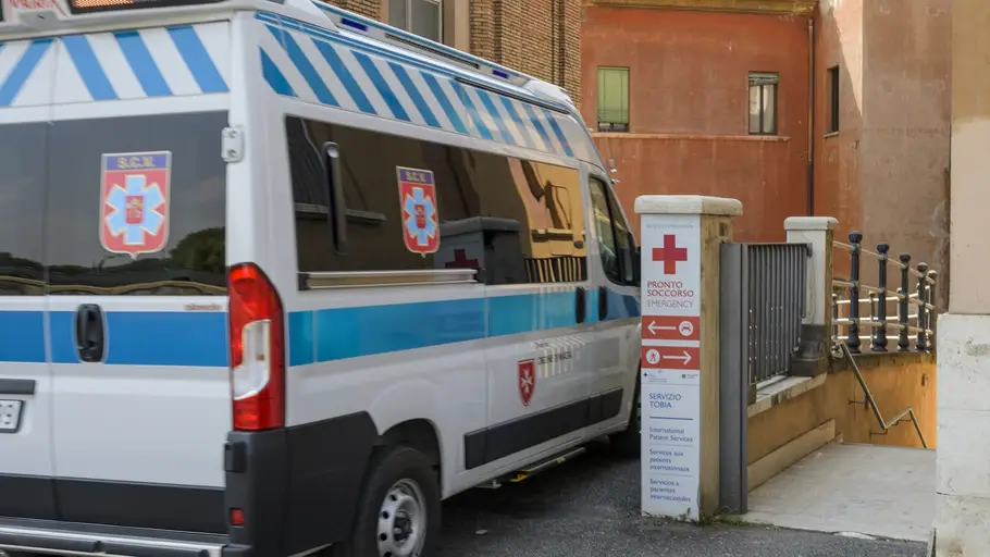 Ambulancia en el Hospital del Santo Spirito en Roma Ambulancia en el Hospital del Santo Spirito en Roma