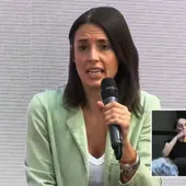 Irene Montero en el acto Paz, Casa, Trabajo para anunciar su voluntad de presentarse a las elecciones generales Irene Montero en el acto Paz, Casa, Trabajo para anunciar su voluntad de presentarse a las elecciones generales
