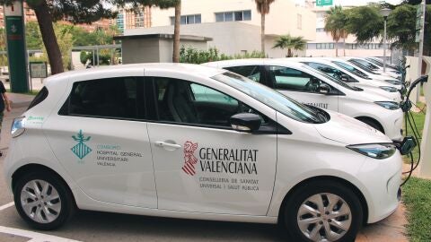 Uno de los vehículos de atención domiciliaria del Hospital General de València Uno de los vehículos de atención domiciliaria del Hospital General de València