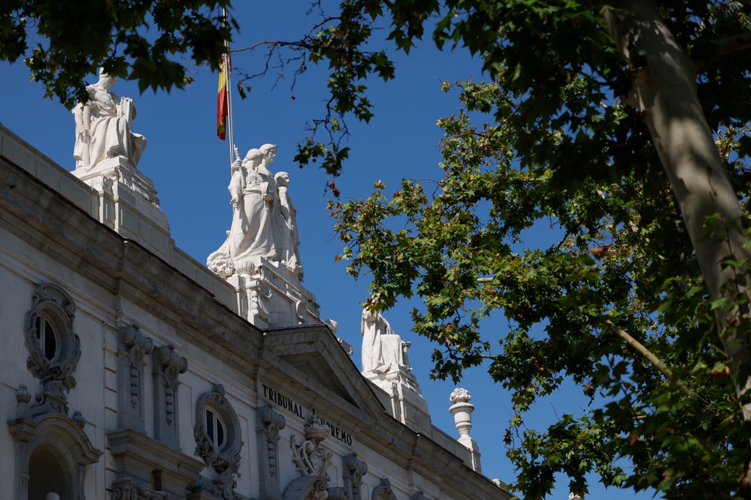 Vista de la sede del Tribunal Supremo. Vista de la sede del Tribunal Supremo.