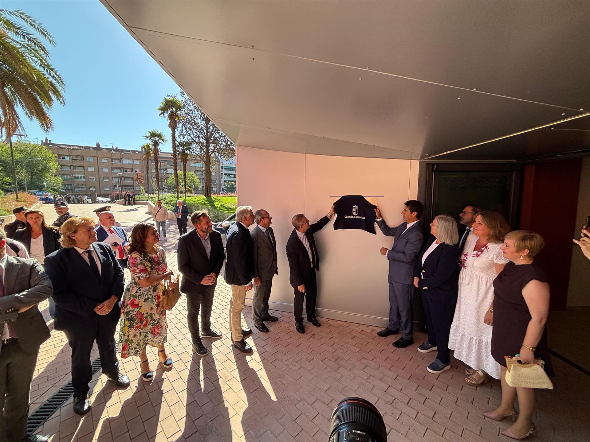 Ciudad Real estrena la Ciudad Administrativa de la Junta tras transformar el Hospital del Carmen con 40 millones Ciudad Real estrena la Ciudad Administrativa de la Junta tras transformar el Hospital del Carmen con 40 millones