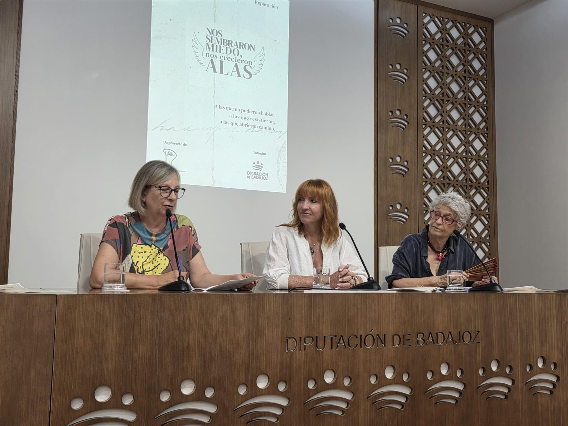 Un documental con relatos de mujeres que sufrieron la represión franquista se estrenará en Badajoz el 22 de septiembre Un documental con relatos de mujeres que sufrieron la represión franquista se estrenará en Badajoz el 22 de septiembre