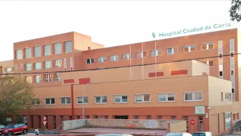 Herida grave una mujer tras un golpe con una carretilla en un posible accidente laboral en Coria Herida grave una mujer tras un golpe con una carretilla en un posible accidente laboral en Coria