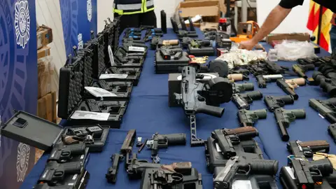 La violència als carrers reobre el debat sobre la seguretat i el control de les armes La violència als carrers reobre el debat sobre la seguretat i el control de les armes