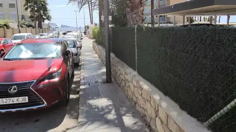 Benidorm renueva las redes de agua potable y alcantarillado de la calle Vinaroz Benidorm renueva las redes de agua potable y alcantarillado de la calle Vinaroz