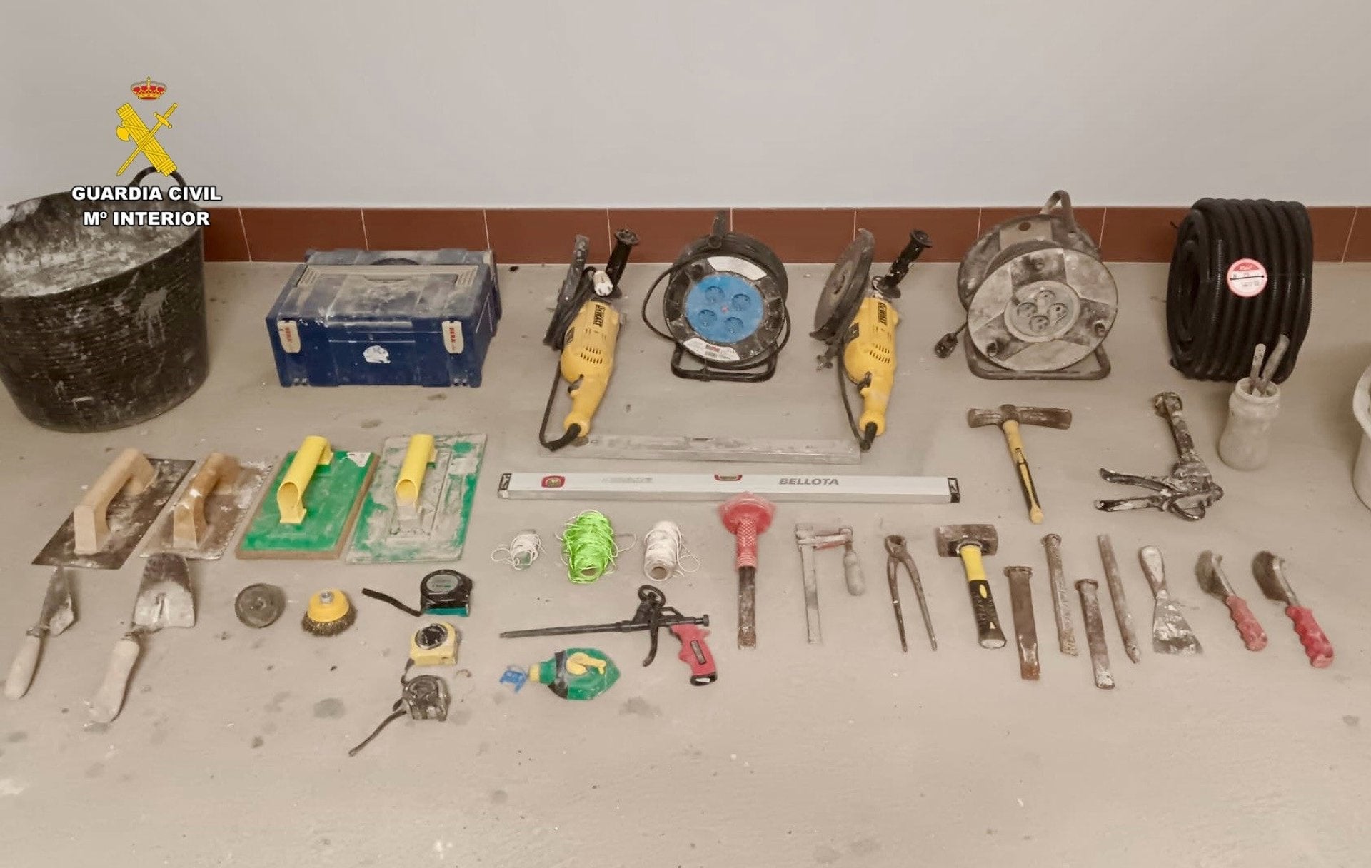 Detenido por sustraer maquinaria y herramientas de la empresa para la que trabajaba en Valencia de Alcántara Detenido por sustraer maquinaria y herramientas de la empresa para la que trabajaba en Valencia de Alcántara