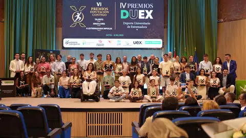 Zafra reúne a las nuevas promesas y referentes del deporte extremeño Zafra reúne a las nuevas promesas y referentes del deporte extremeño
