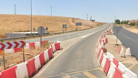 El segundo tramo de la Ronda Sur de Cáceres estará en servicio en el tercer trimestre de 2027 El segundo tramo de la Ronda Sur de Cáceres estará en servicio en el tercer trimestre de 2027