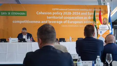 Cáceres acoge la décima reunión de la Comisión de Cohesión y Presupuesto del Comité Europeo de las Regiones Cáceres acoge la décima reunión de la Comisión de Cohesión y Presupuesto del Comité Europeo de las Regiones