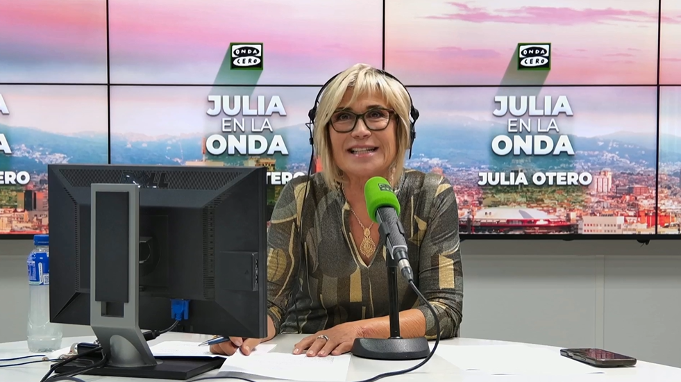 Julia Otero se pregunta qué pasará si el PP no gobierna en 2027: "¿Habrá que escoger entre morir por la inteligencia artificial o por la natural de Tellado? Julia Otero se pregunta qué pasará si el PP no gobierna en 2027: "¿Habrá que escoger entre morir por la inteligencia artificial o por la natural de Tellado?