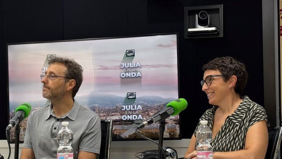Los doctores Eduard Gratac&oacute;s y Elisenda Eixarch cuentan en Julia en la onda el proyecto de Placenta Artificial, que busca mejorar la supervivencia en beb&eacute;s prematuros extremos