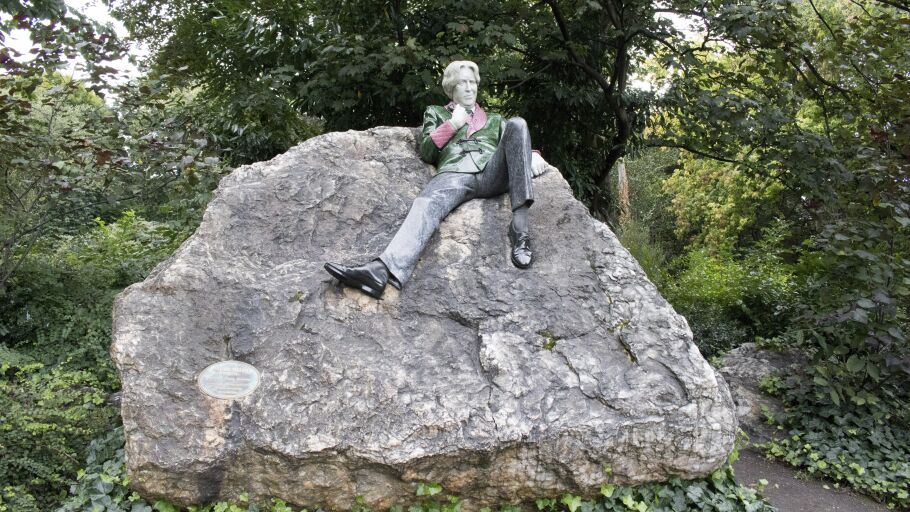 Estatua de Oscar Wilde en Dubl&iacute;n