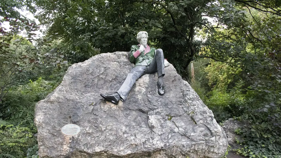 Estatua de Oscar Wilde en Dublín Estatua de Oscar Wilde en Dublín
