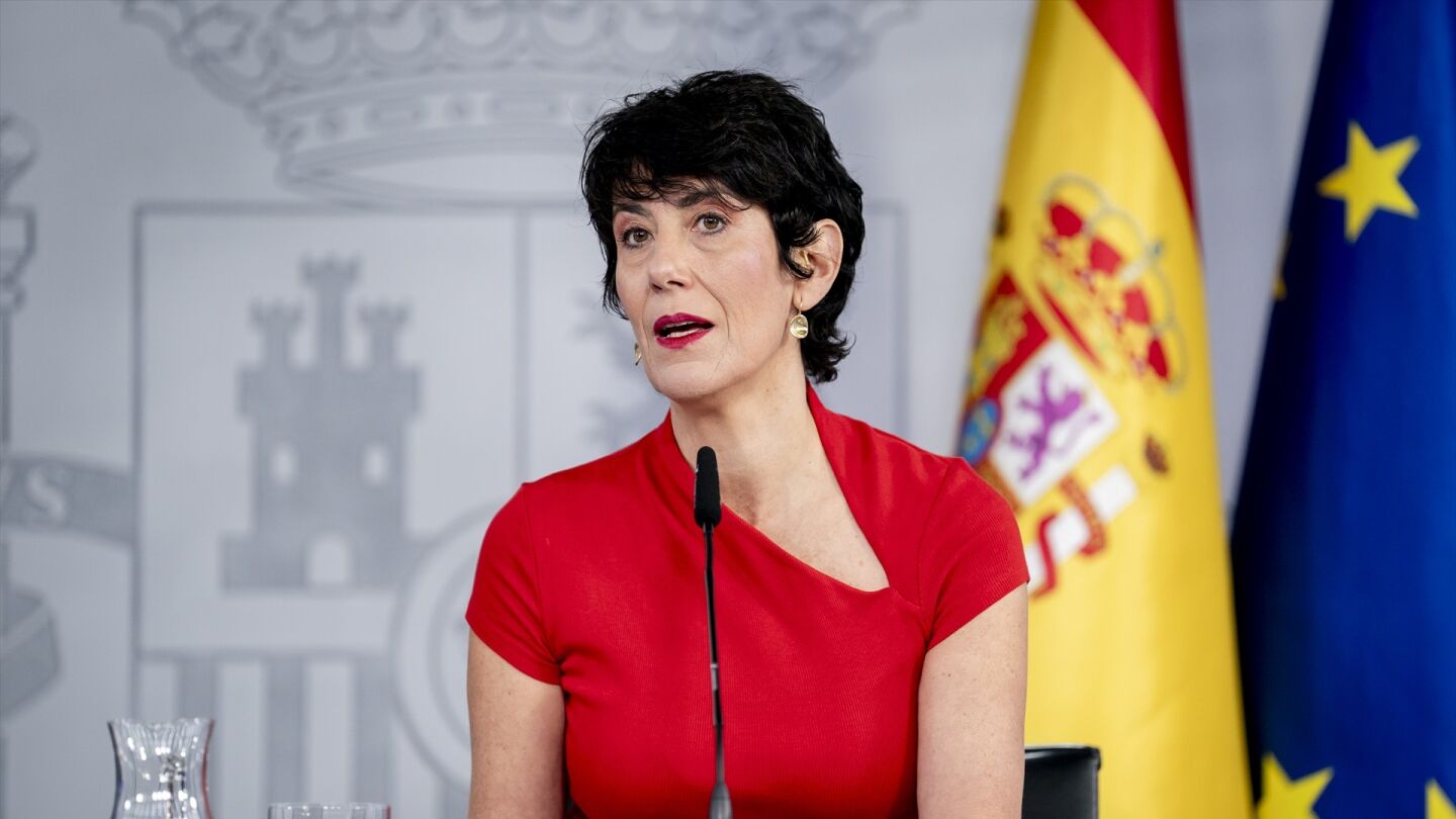 La ministra de Inclusi&oacute;n; Seguridad Social y Migraciones y portavoz del Gobierno, Elma Saiz, durante la rueda de prensa posterior al Consejo de Ministros, a 22 de septiembre de 2026