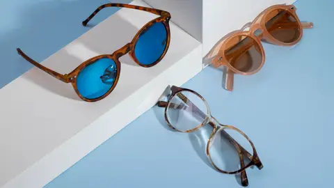 Varios modelos de gafas Varios modelos de gafas