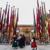 Hay acuerdo: el desfile de pendones lo organizarán el Ayuntamiento y la Asociación Reino de León Hay acuerdo: el desfile de pendones lo organizarán el Ayuntamiento y la Asociación Reino de León