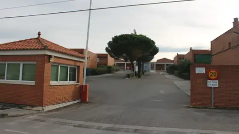 Los sindicatos se desmarcan de la festividad de la Merced y denuncian una "grave crisis" en la cárcel de Cáceres Los sindicatos se desmarcan de la festividad de la Merced y denuncian una "grave crisis" en la cárcel de Cáceres