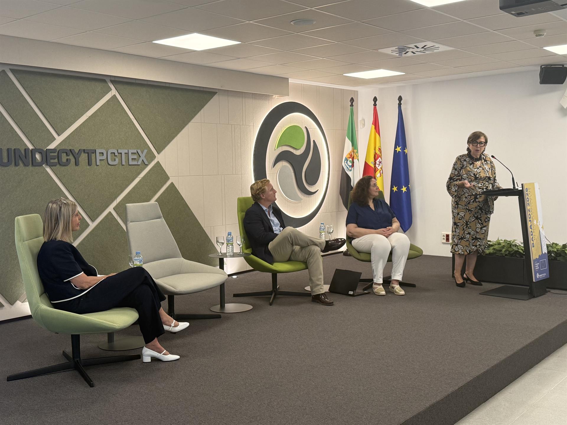 La Consejera Morán destaca las capacidades de Extremadura para atraer inversión, innovación y proyectos internacionales La Consejera Morán destaca las capacidades de Extremadura para atraer inversión, innovación y proyectos internacionales