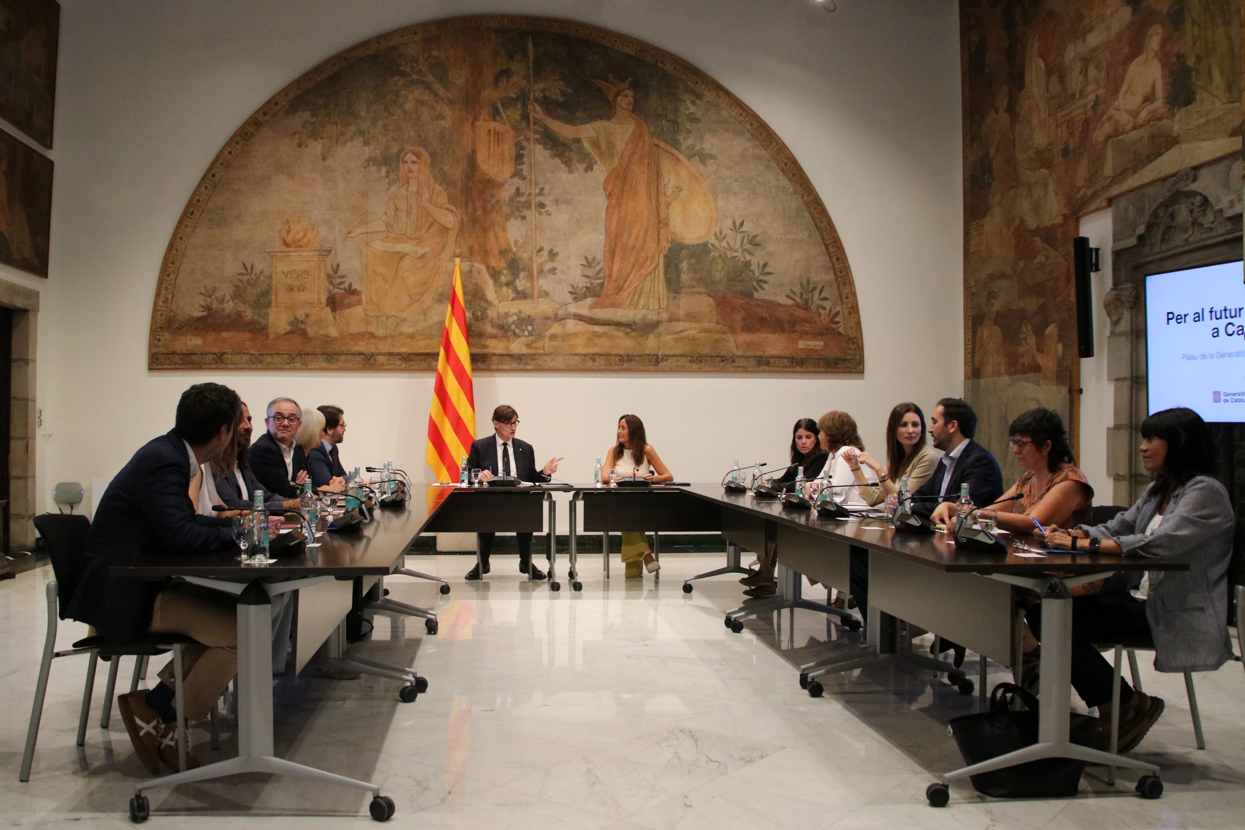 Front majoritari al Parlament per repensar el sistema educatiu català i avançar cap al 6% del PIB en educació Front majoritari al Parlament per repensar el sistema educatiu català i avançar cap al 6% del PIB en educació