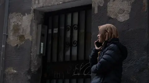 Una mujer con hiyab en Barcelona. Una mujer con hiyab en Barcelona.