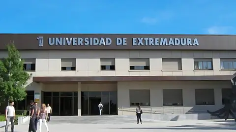La UEx aprueba el calendario para las elecciones a rector, que serán el jueves 5 de noviembre La UEx aprueba el calendario para las elecciones a rector, que serán el jueves 5 de noviembre