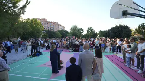 Granada inaugura una pista de baloncesto 3x3 en el Serrallo en memoria de Alba Fernández Granada inaugura una pista de baloncesto 3x3 en el Serrallo en memoria de Alba Fernández