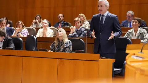 El presidente Azcón en la sesión de control al Gobierno en las Cortes El presidente Azcón en la sesión de control al Gobierno en las Cortes