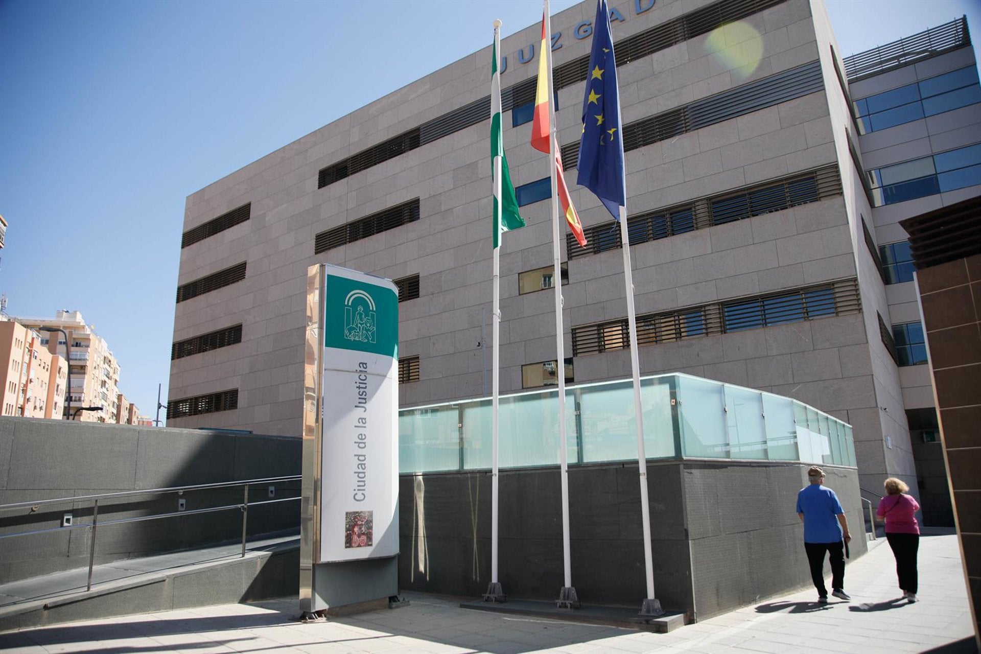 Juzgan a una educadora a la que la Fiscalía reclama 14 años de prisión por maltratar a niños de corta edad Juzgan a una educadora a la que la Fiscalía reclama 14 años de prisión por maltratar a niños de corta edad