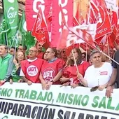 Los Sindicatos mantienen sus movilizaciones y huelga por la propuesta "insuficiente" de homologación de empleados públicos Los Sindicatos mantienen sus movilizaciones y huelga por la propuesta "insuficiente" de homologación de empleados públicos