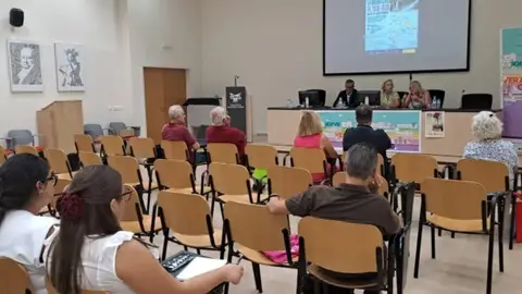 Un curso de verano de la UEx rememora el 90 aniversario de la Guerra Civil y sus consecuencias en la región Un curso de verano de la UEx rememora el 90 aniversario de la Guerra Civil y sus consecuencias en la región
