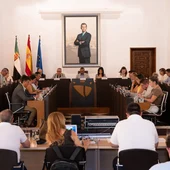 La Diputación de Cáceres comprará cuatro nuevos vehículos para el Sepei con una inversión de 1,5 millones de euros La Diputación de Cáceres comprará cuatro nuevos vehículos para el Sepei con una inversión de 1,5 millones de euros