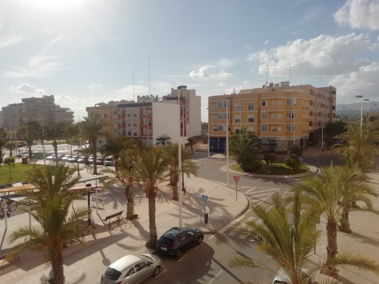 El verano se resiste a decir adiós en Elche, Crevillent y Santa Pola y el primer fin de semana de otoño habrá nubes y claros El verano se resiste a decir adiós en Elche, Crevillent y Santa Pola y el primer fin de semana de otoño habrá nubes y claros