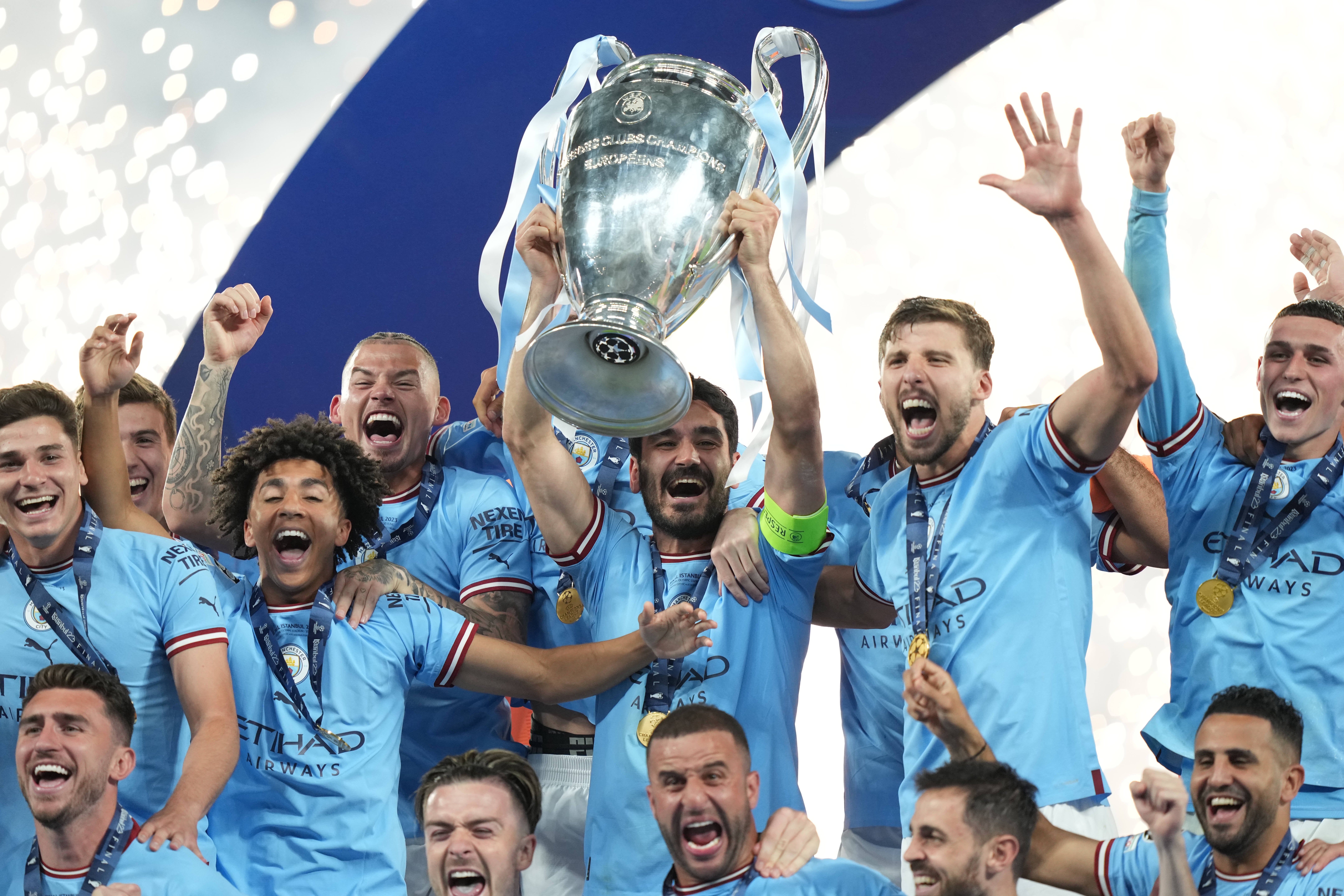 Imagen de archivo del Manchester City levantando su primera Champions League. Imagen de archivo del Manchester City levantando su primera Champions League.