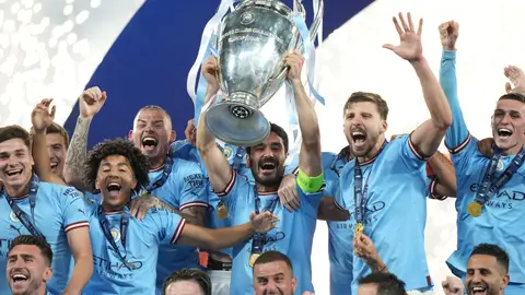 Imagen de archivo del Manchester City levantando su primera Champions League. Imagen de archivo del Manchester City levantando su primera Champions League.