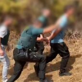 Detenidos tres ocupantes de un coche robado en Madrid tras una persecución de más de 100 kilómetros por Cáceres
