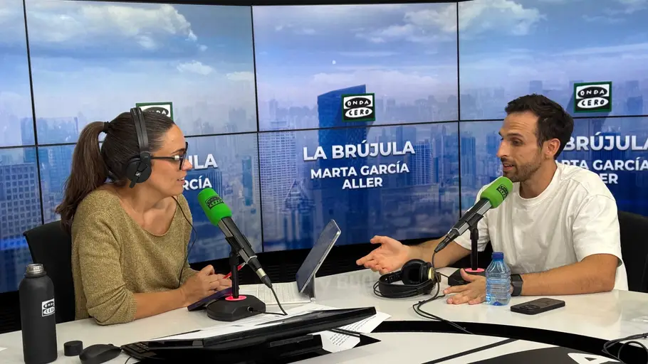 El nutricionista Miguel López con Marta García Aller El nutricionista Miguel López con Marta García Aller