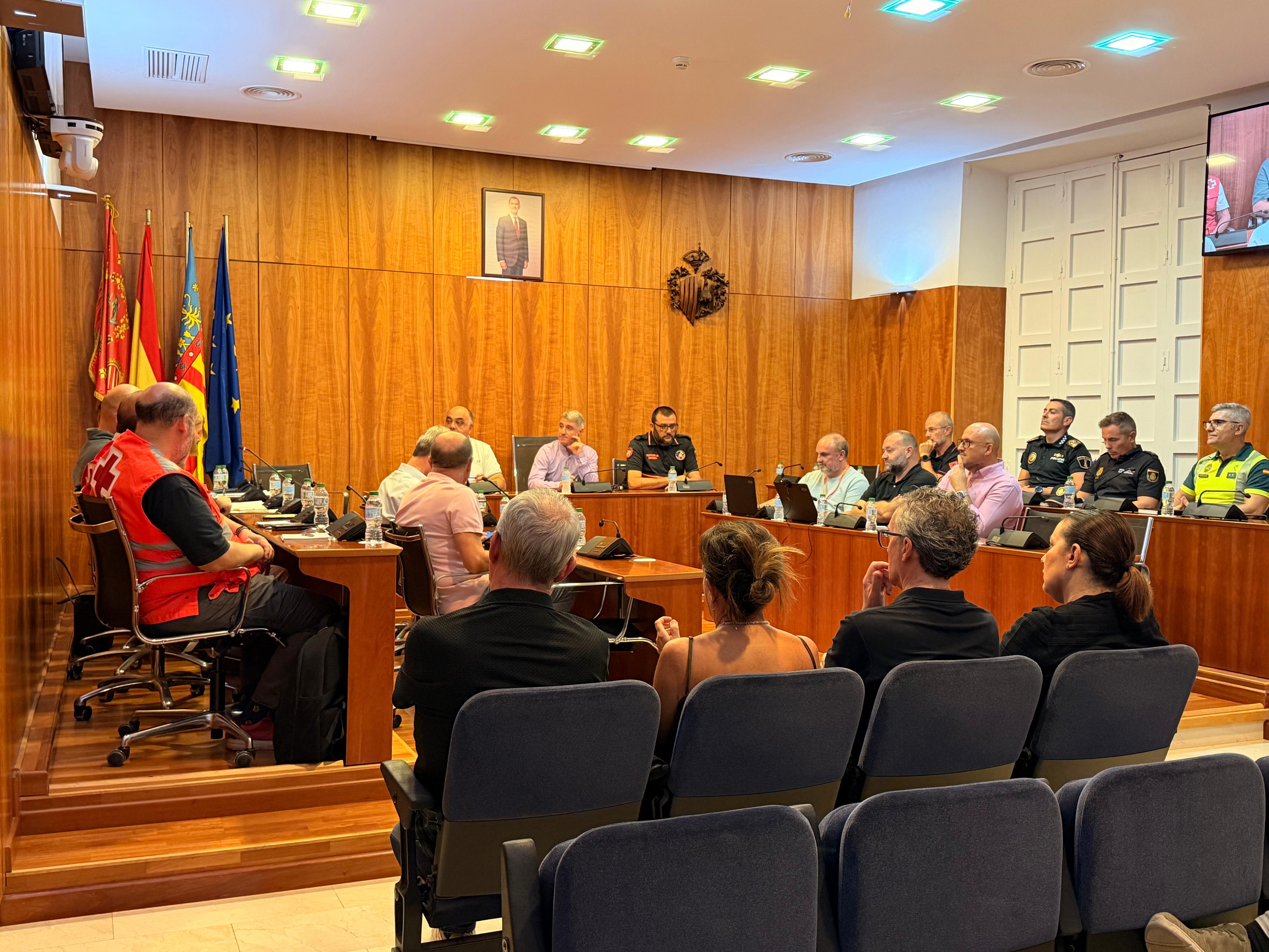 Orihuela presenta en el CECOPAL una nueva herramienta propia para mejorar la gestión y coordinación de las emergencias Orihuela presenta en el CECOPAL una nueva herramienta propia para mejorar la gestión y coordinación de las emergencias