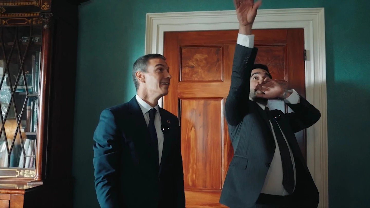 Imagen de un video publicado por el alcalde de Nueva York, Zohran Kwane Mamdani, junto al presidente del Gobierno, Pedro Sánchez. Imagen de un video publicado por el alcalde de Nueva York, Zohran Kwane Mamdani, junto al presidente del Gobierno, Pedro Sánchez.