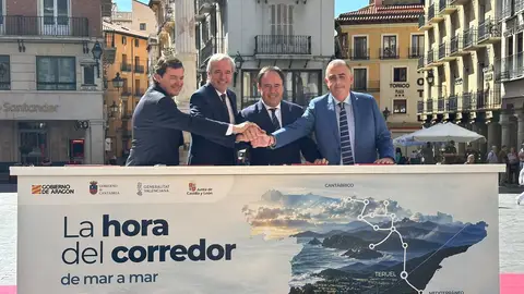Cuatro comunidades firman la Declaración de Teruel Cuatro comunidades firman la Declaración de Teruel
