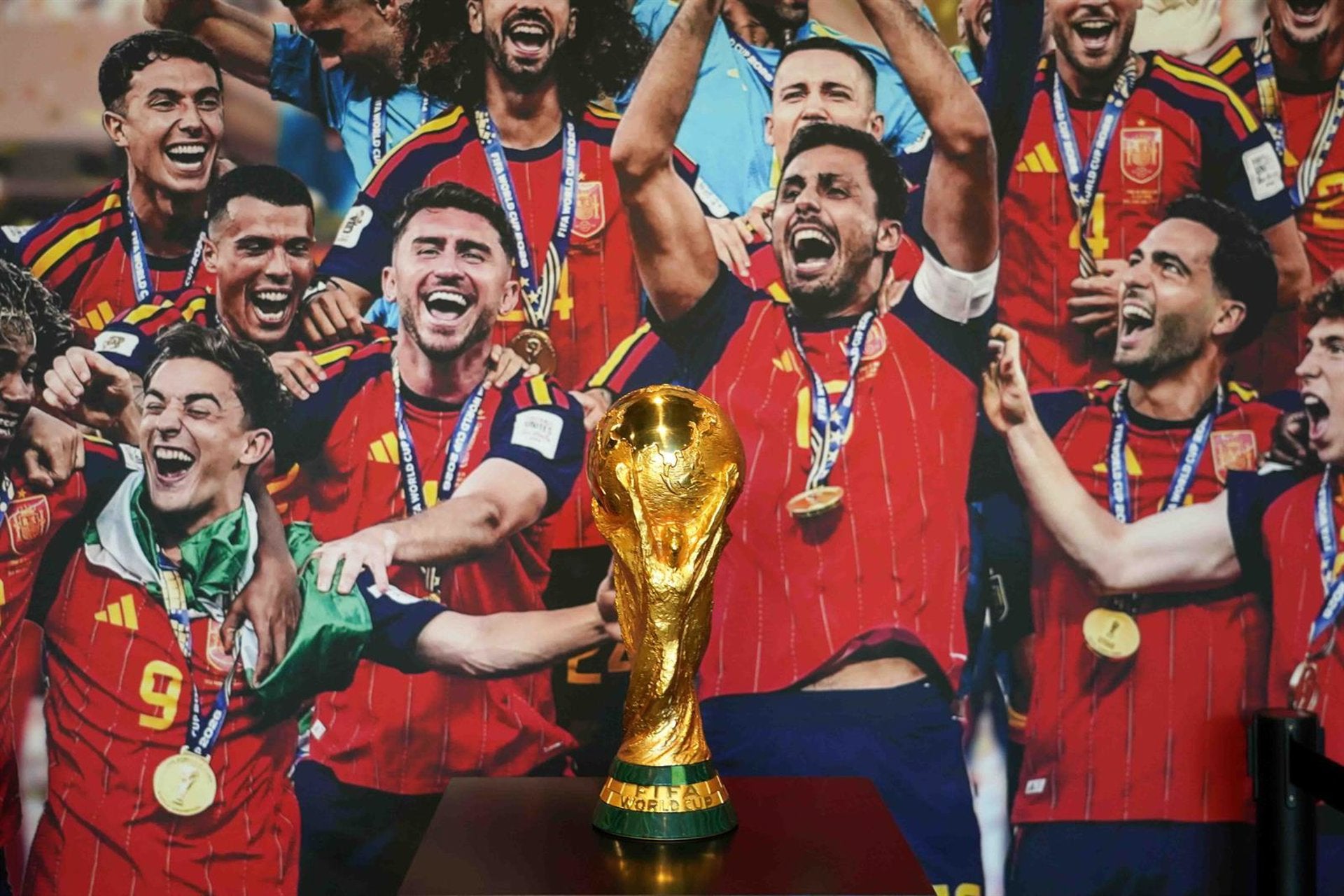 La Copa del Mundo se expone este miércoles en el Ayuntamiento con horario ininterrumpido La Copa del Mundo se expone este miércoles en el Ayuntamiento con horario ininterrumpido