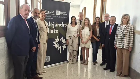 El Centro Cultural Provincial acoge el próximo jueves 8 de octubre la entrega del I Premio Nacional Alejandro Nieto a Gabriel Ángel García Benito .