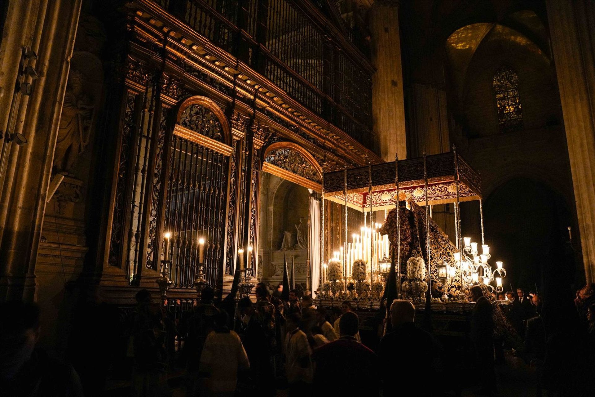 Las hermandades cambian su recorrido por el interior de la Catedral para la Semana Santa de 2027 Las hermandades cambian su recorrido por el interior de la Catedral para la Semana Santa de 2027