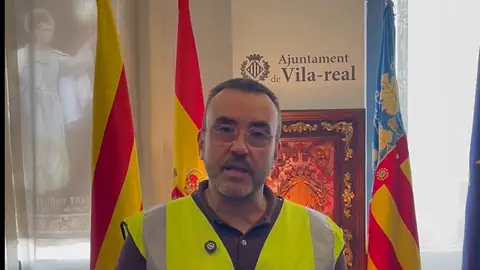 Vila-real anuncia que suspende todas las actividades municipales a partir de las 14.00 horas ante la alerta roja Vila-real anuncia que suspende todas las actividades municipales a partir de las 14.00 horas ante la alerta roja