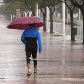 La AEMET eleva a rojo el aviso por lluvias en Castellón y Valencia