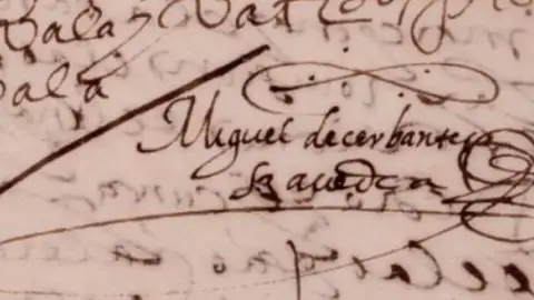 Catalogada como BIC una carta de pago firmada por Cervantes en Sevilla en 1593 tras su salida a subasta Catalogada como BIC una carta de pago firmada por Cervantes en Sevilla en 1593 tras su salida a subasta