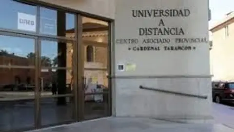 La UNED de Castellón cierra esta tarde por las lluvias y aplaza la Jornada de Acogida La UNED de Castellón cierra esta tarde por las lluvias y aplaza la Jornada de Acogida