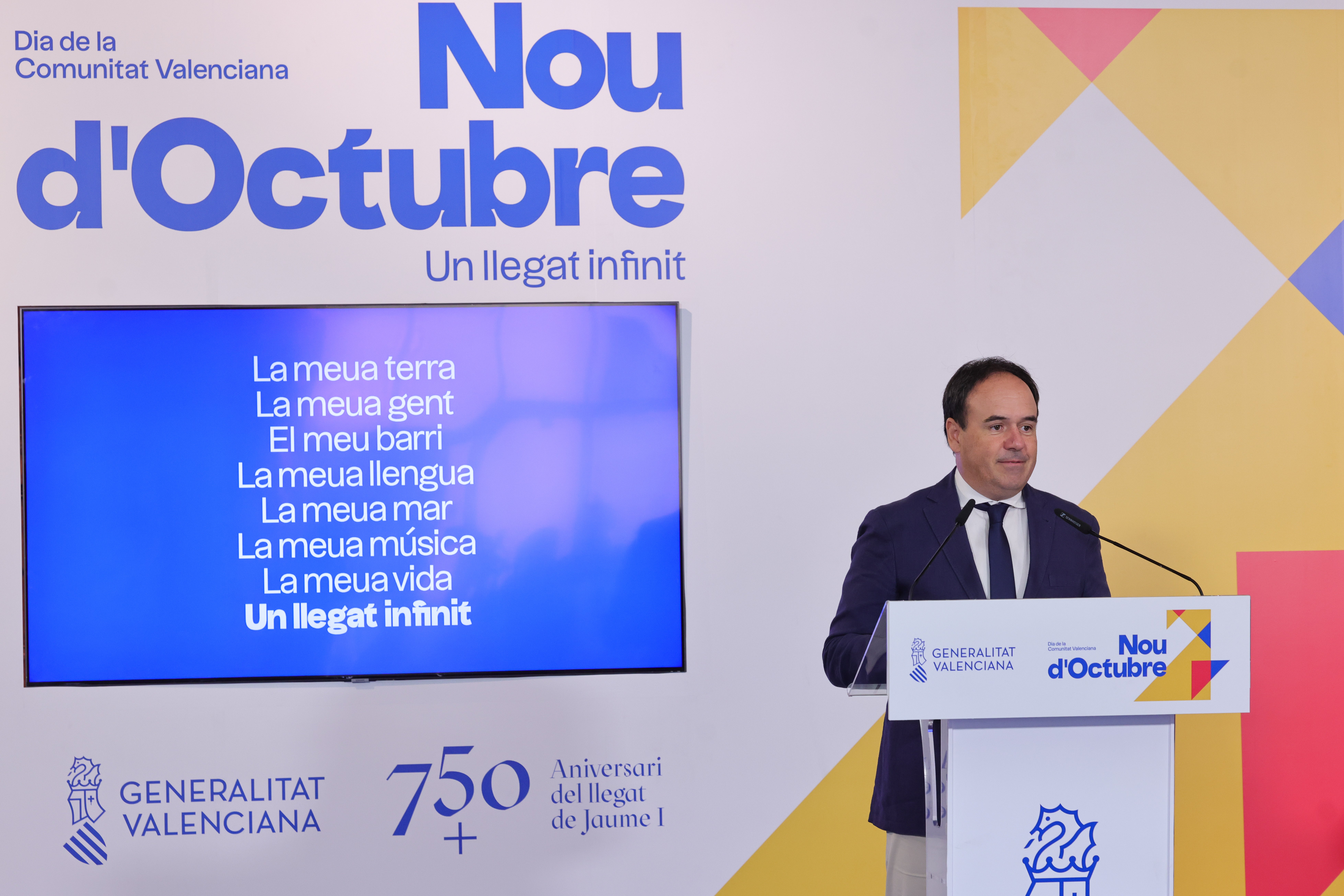 "Un llegat infit" acercará a los valencianos nuestra historia con motivo del 750 aniversario de la muerte de Jaume I "Un llegat infit" acercará a los valencianos nuestra historia con motivo del 750 aniversario de la muerte de Jaume I